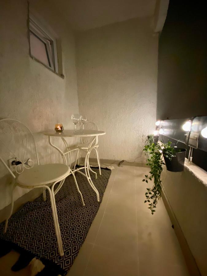 ツリクヴェニツァModern Couples Coastal Getaway Mmアパートメント エクステリア 写真
